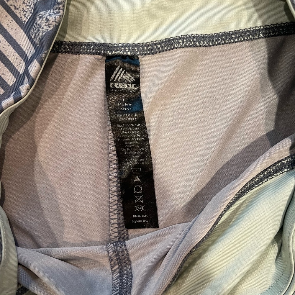 Spandex - Picture 2 of 2